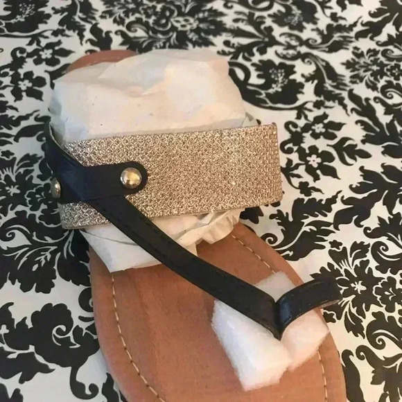 OSITO BLACK & GOLD SANDAL SIZE 1 NEW!! - Picture 6 of 8